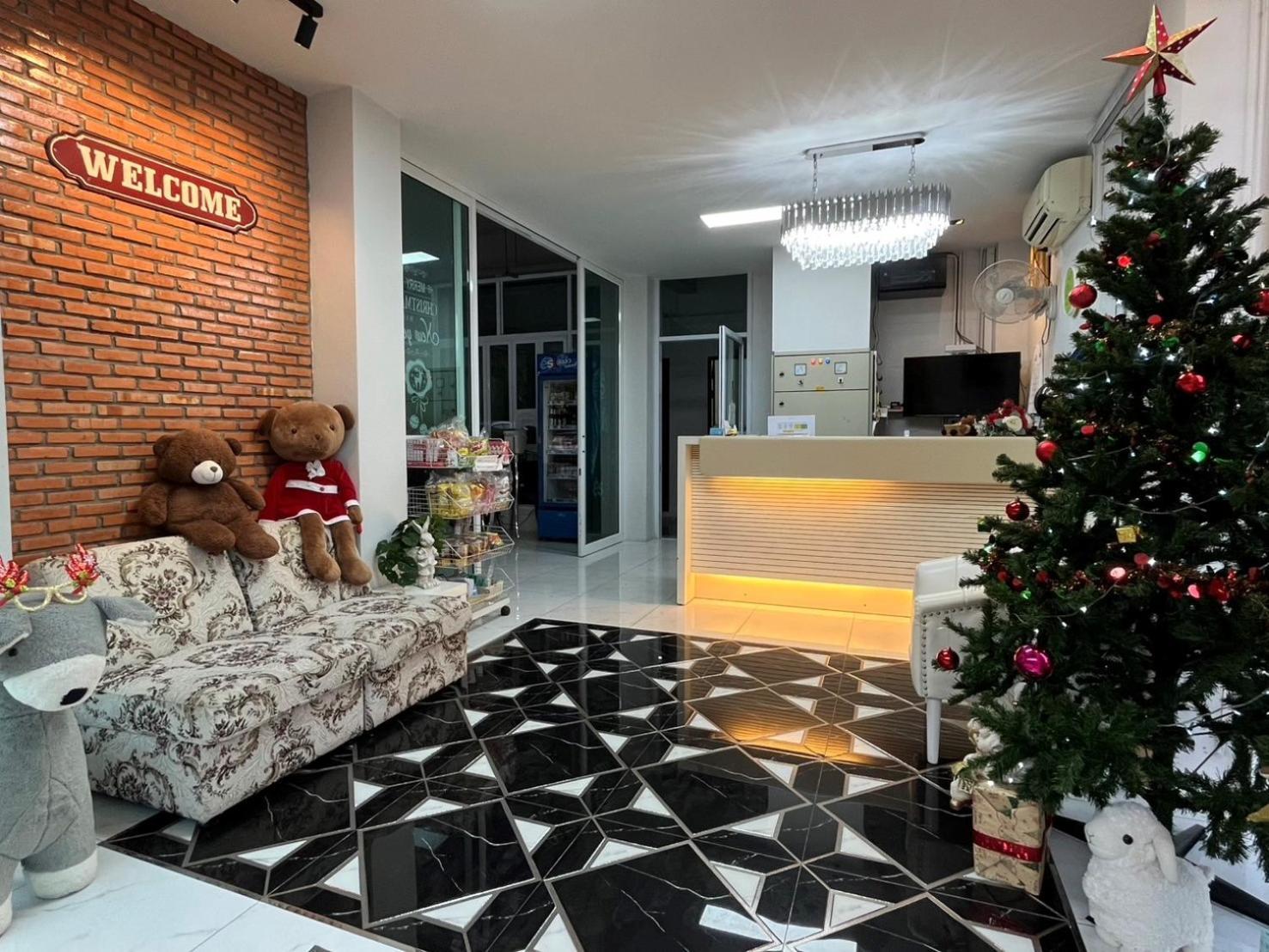 Papangkorn House Hotel Surat Thani Buitenkant foto